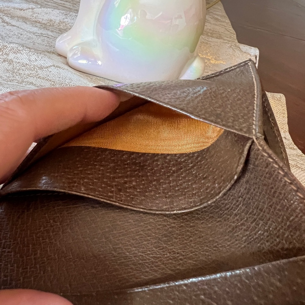 🤎 Authentic Gucci Wallet - Picture 11 of 11